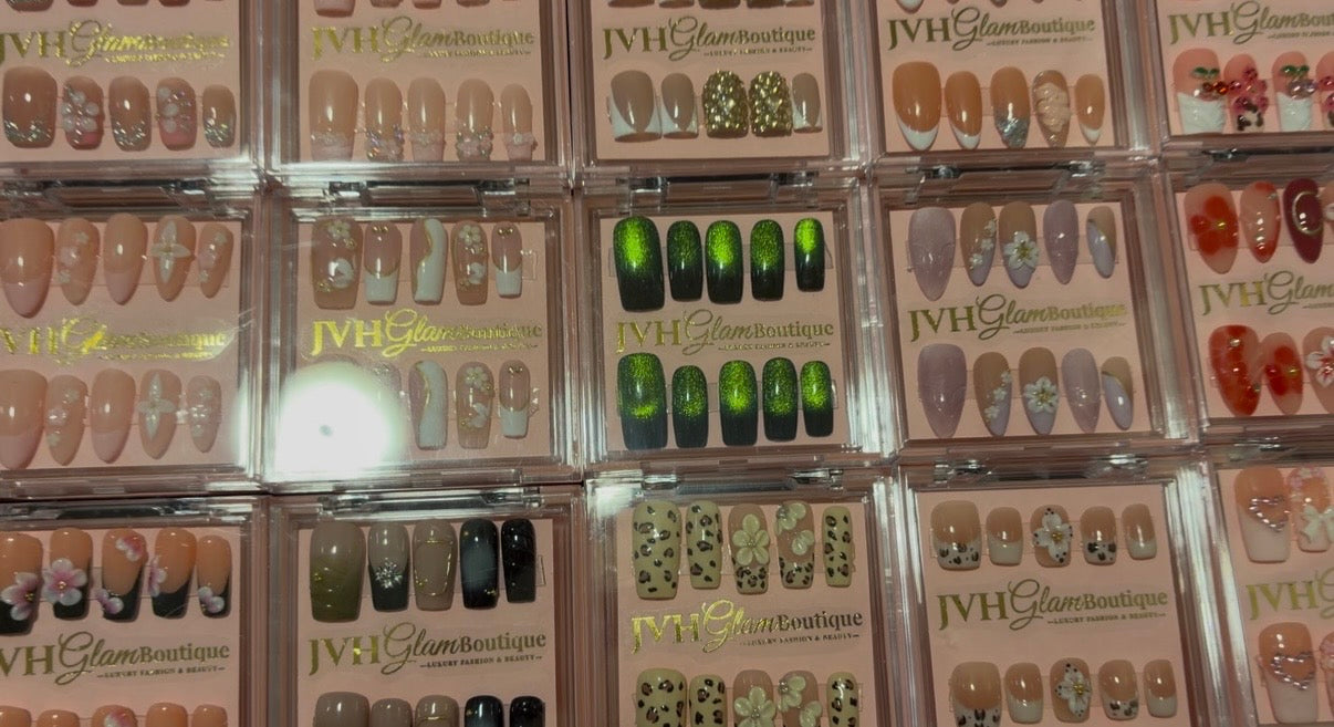 PRESS ON NAILS
